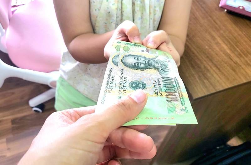 Làm gì sau khi mơ thấy tiền để “giữ vận”?
