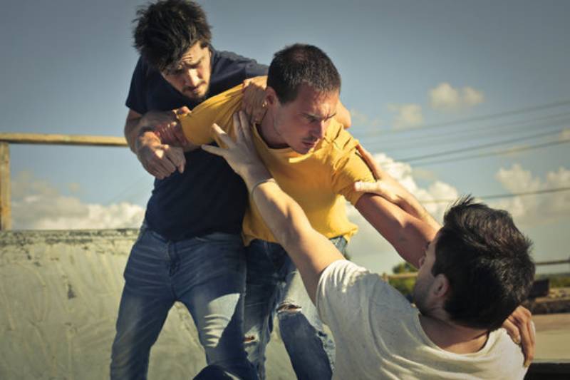 Mơ thấy đánh nhau đánh con gì? Những con số mang vận may
